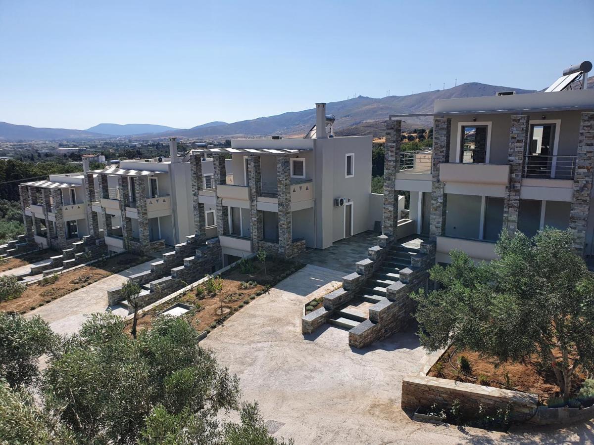 Vardians Villas & Suites Каристос Экстерьер фото