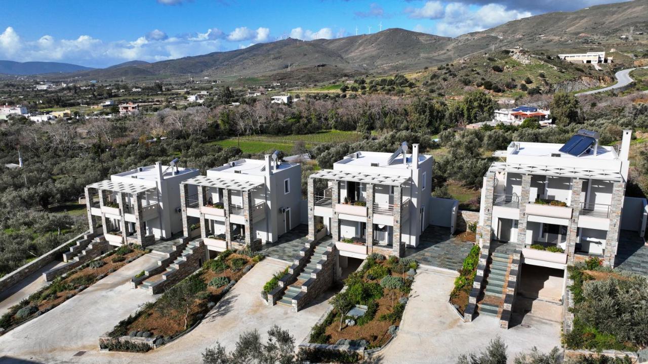 Vardians Villas & Suites Каристос Экстерьер фото