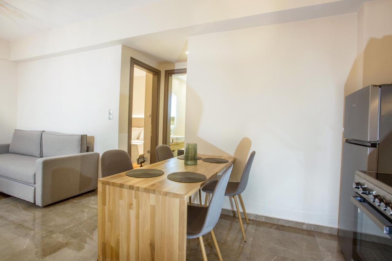 Vardians Villas & Suites Каристос Экстерьер фото