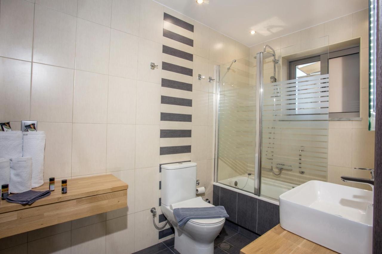 Vardians Villas & Suites Каристос Экстерьер фото